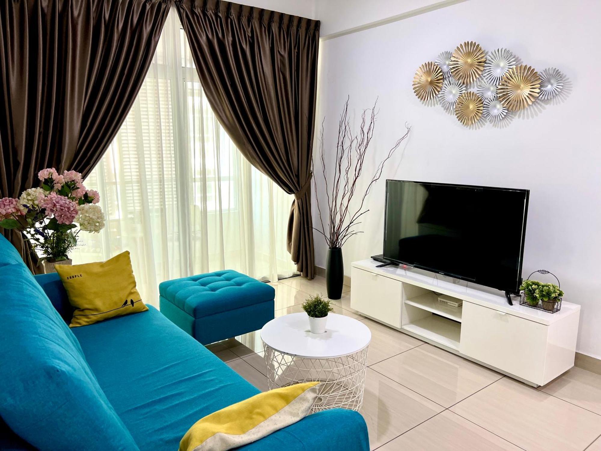 3br Mount Austin @midori *